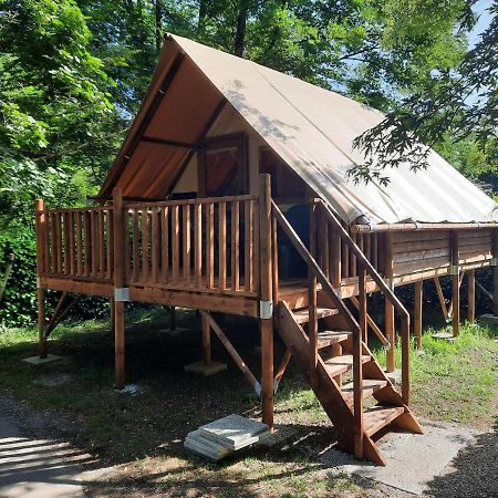 Camping des Drouilhèdes Peyremale Esterno foto