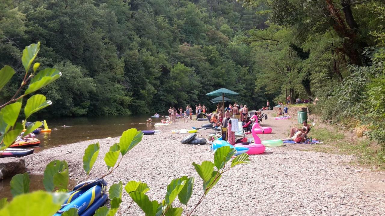 Camping des Drouilhèdes Peyremale Esterno foto