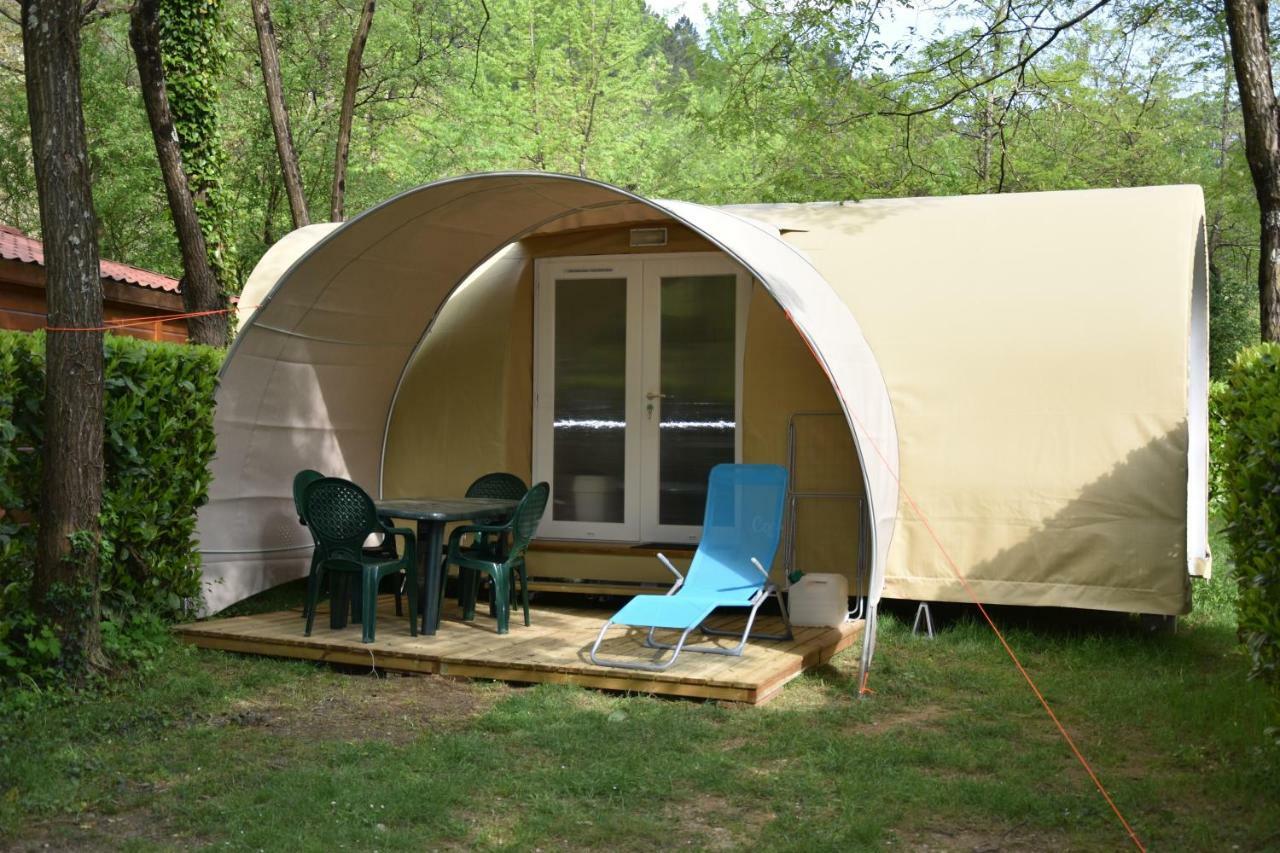Camping des Drouilhèdes Peyremale Esterno foto