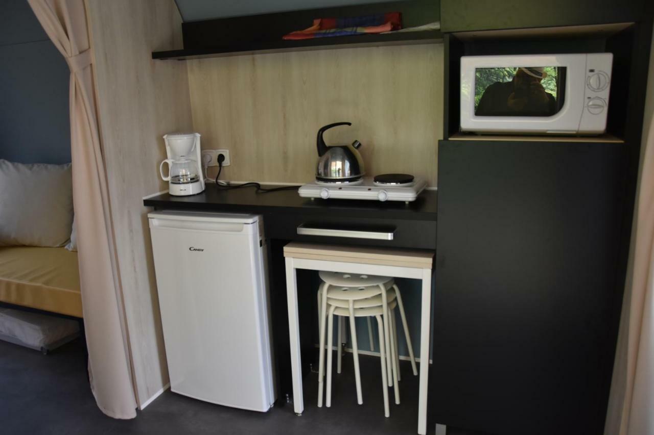 Camping des Drouilhèdes Peyremale Esterno foto